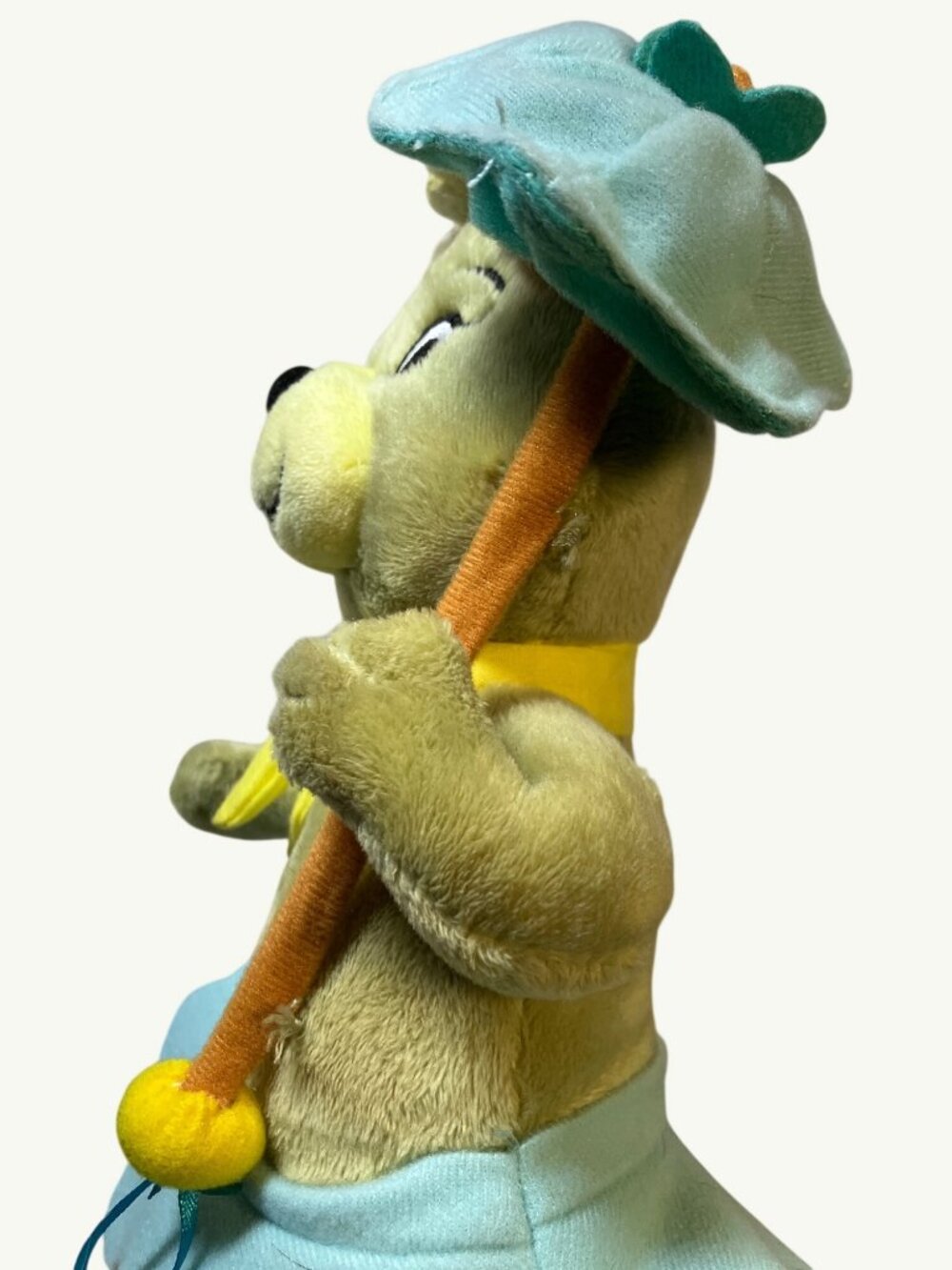 Cindy Bear Plush Toy Character from the Yogi Bear Cartoon Show - Picture 5 of 10